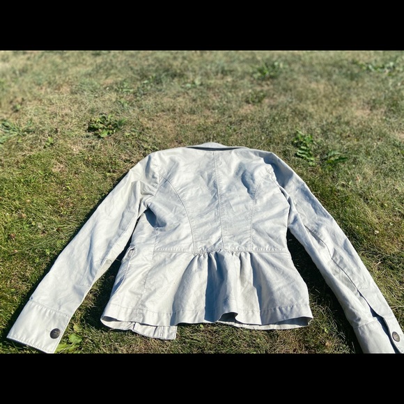 BUNDLE OF BRANDED CLOTHES FOR SALE - Picture 13 of 15